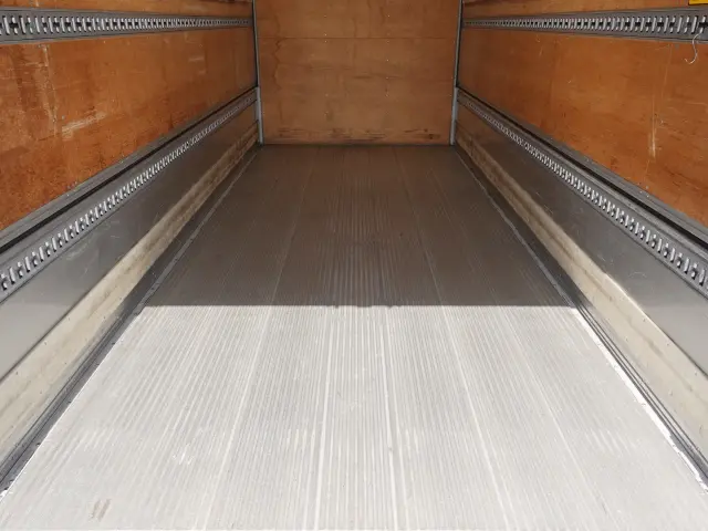 日野 レンジャー 2KG-FD2ABG(2WD)の写真16