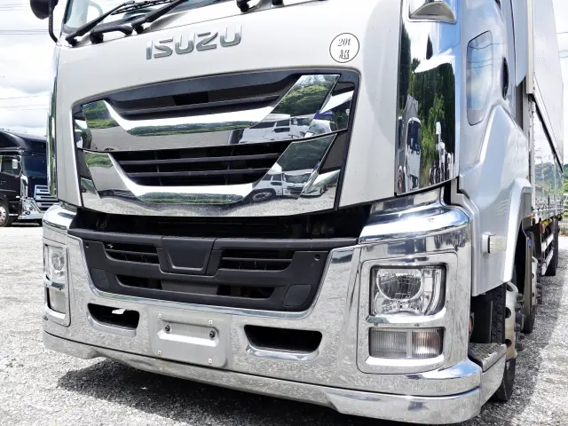 いすゞ ギガ 2PG-CYJ77C(8x4)の写真4