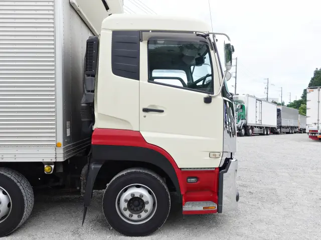 ＵＤ クオン 2PG-CG5CA(8x4)の写真4