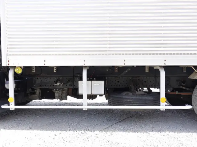 いすゞ エルフ BDG-NMR85AN(2WD)の写真21