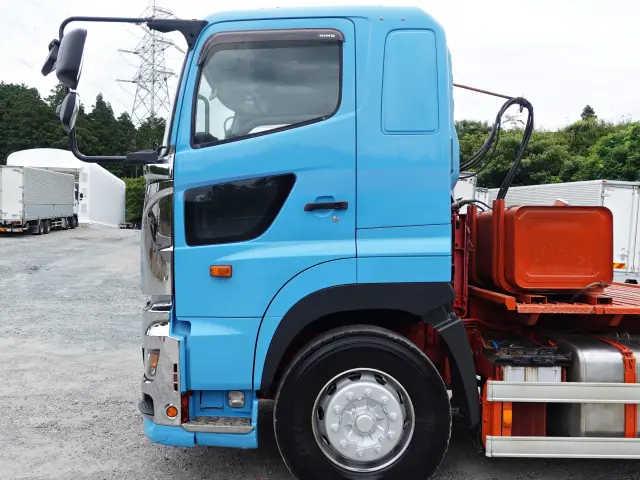 日野 プロフィア 2DG-SS1EKHA(6x4)の写真7