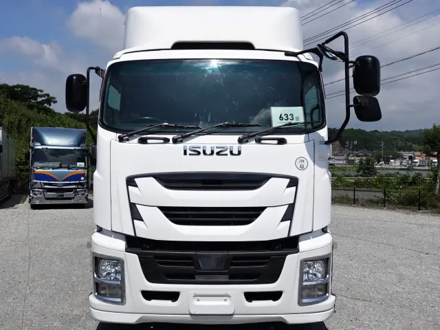 いすゞ ギガ QKG-CYJ77B(8x4)の写真3