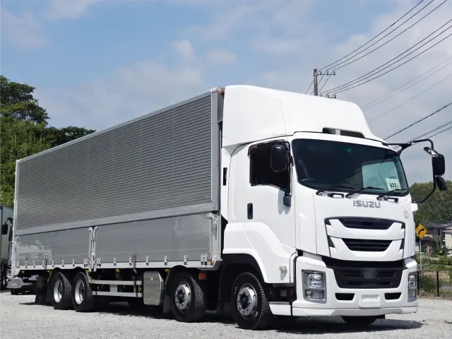 いすゞ ギガ QKG-CYJ77B(8x4)の写真28