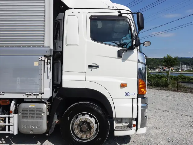 日野 プロフィア QPG-FR1AXEG(6x2)の写真7