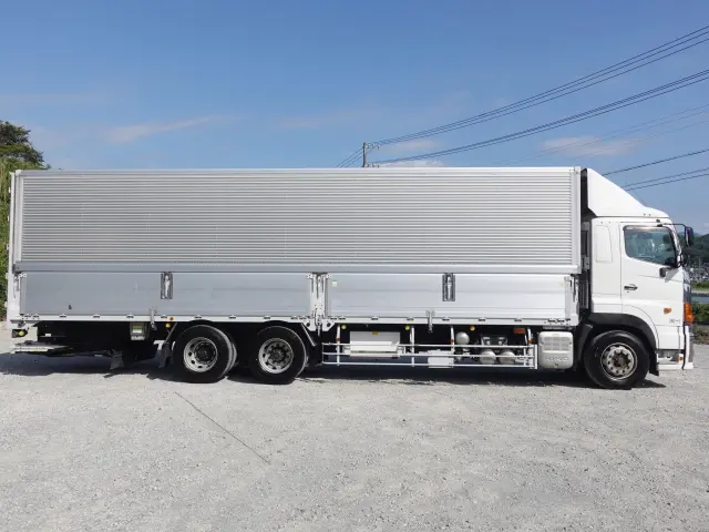 日野 プロフィア QPG-FR1AXEG(6x2)の写真8