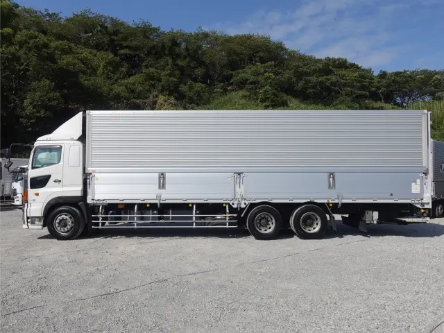 日野 プロフィア QPG-FR1AXEG(6x2)の写真12