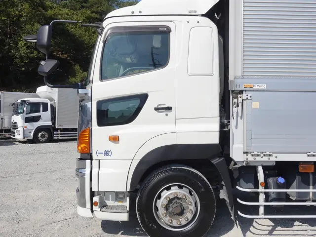 日野 プロフィア QPG-FR1AXEG(6x2)の写真14