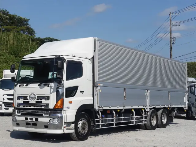 日野 プロフィア QPG-FR1AXEG(6x2)の写真40