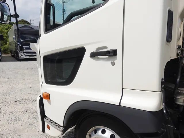 日野 レンジャー 2KG-FC2ABA(2WD)の写真13