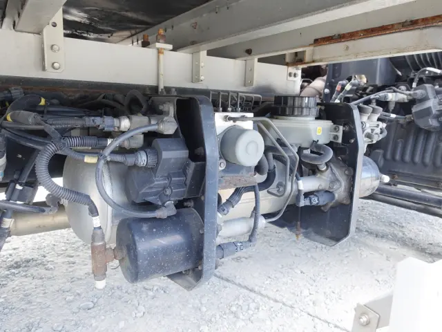 日野 レンジャー 2KG-FC2ABA(2WD)の写真24
