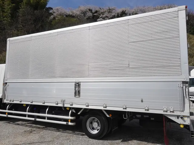 いすゞ フォワード 2RG-FRR90S2(2WD)の写真11