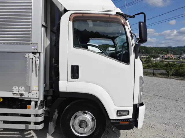 いすゞ フォワード SKG-FSR90S2(2WD)の写真4