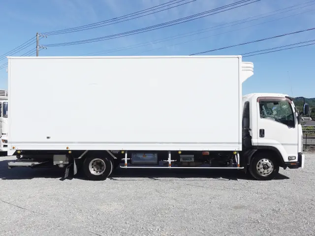 いすゞ フォワード TKG-FRR90S2(2WD)の写真5