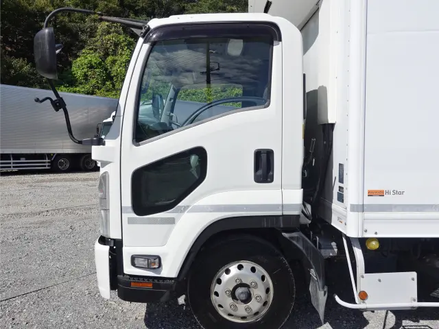 いすゞ フォワード TKG-FRR90S2(2WD)の写真8
