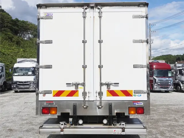 いすゞ フォワード 2PG-FRR90T2(2WD)の写真6