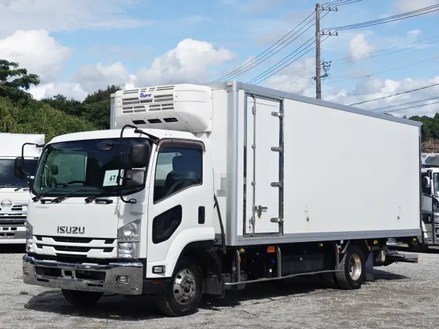 いすゞ フォワード 2PG-FRR90T2(2WD)の写真18