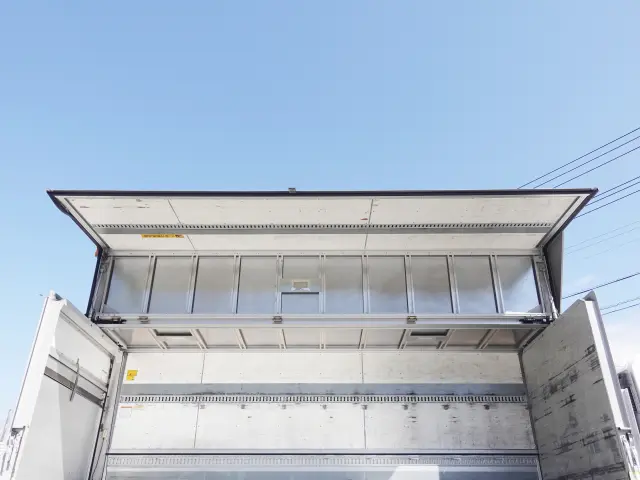 いすゞ フォワード TKG-FRR90S2(2WD)の写真16