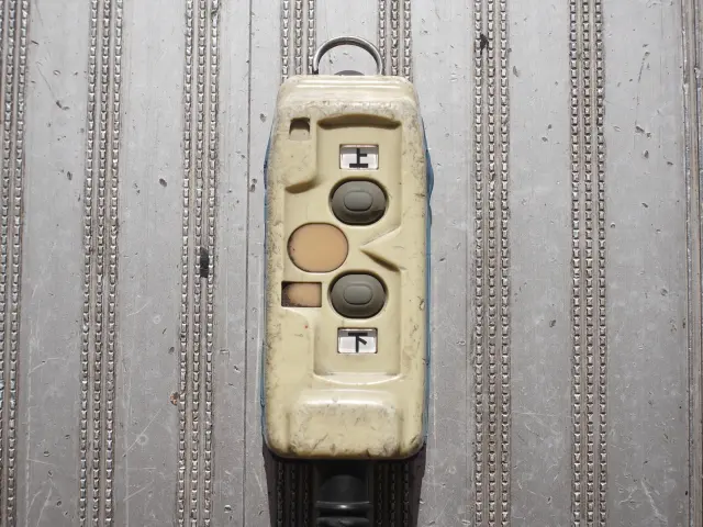 いすゞ フォワード TKG-FRR90S2(2WD)の写真19