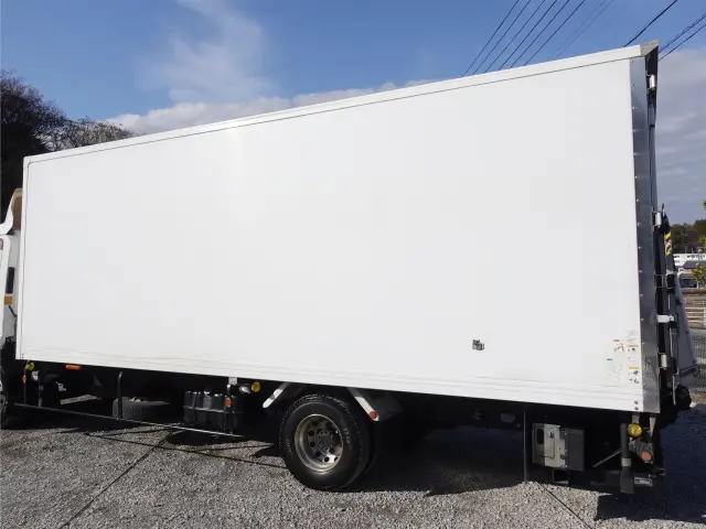 いすゞ フォワード TKG-FRR90T2(2WD)の写真12