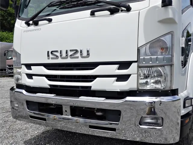 いすゞ フォワード SKG-FSR90T2(2WD)の写真4
