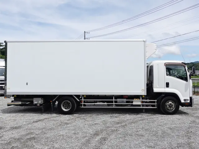 いすゞ フォワード SKG-FSR90T2(2WD)の写真9