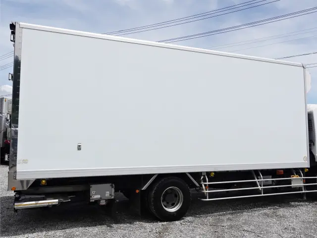 いすゞ フォワード SKG-FSR90T2(2WD)の写真10
