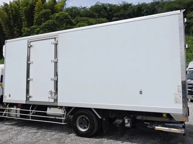 いすゞ フォワード SKG-FSR90T2(2WD)の写真12