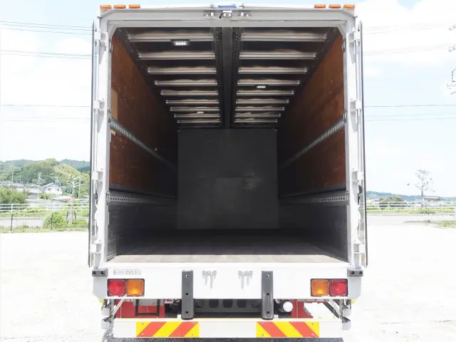 いすゞ フォワード TKG-FRR90S2(2WD)の写真15