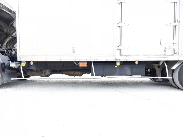 いすゞ フォワード SKG-FRR90T2(2WD)の写真16