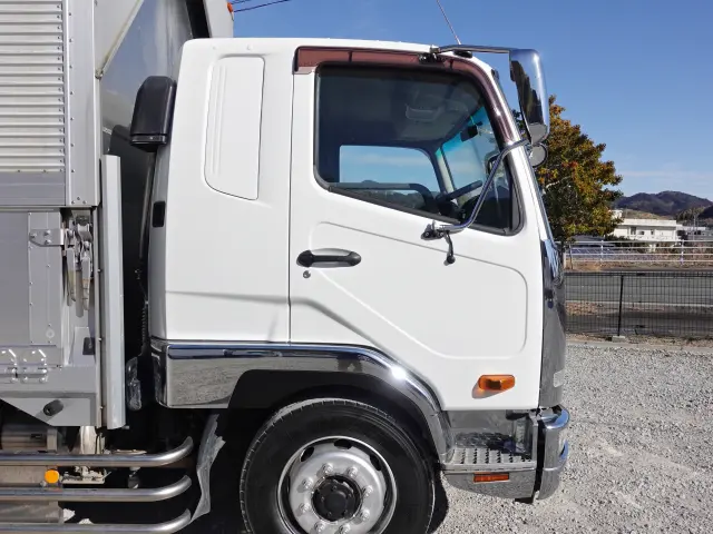 三菱 ファイター QKG-FK62FZ(2WD)の写真6