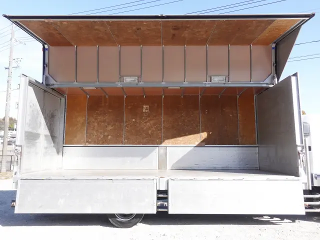 三菱 ファイター QKG-FK62FZ(2WD)の写真13