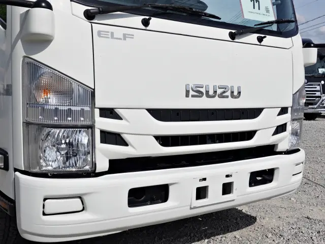 いすゞ エルフ 2RG-NPR88AN(2WD)の写真5