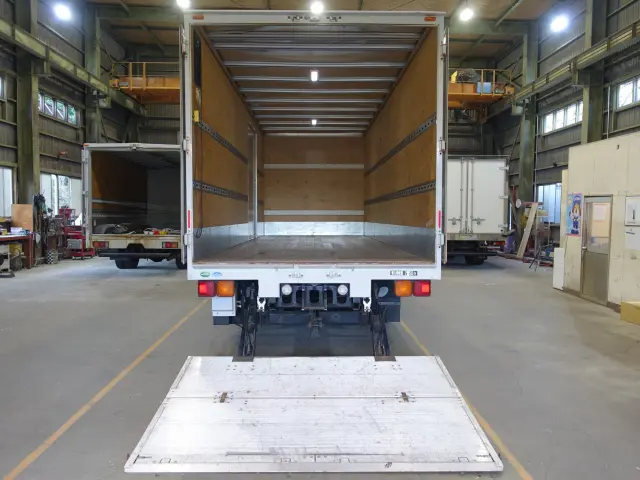 いすゞ フォワード TKG-FRR90S2(2WD)の写真10