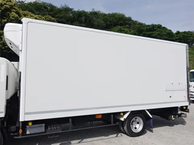 いすゞ エルフ 2RG-NPR88AN(2WD)の写真13
