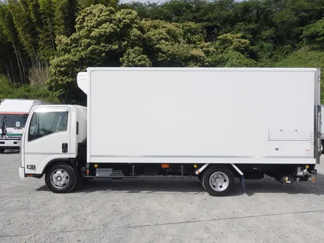 いすゞ エルフ 2RG-NPR88AN(2WD)の写真14