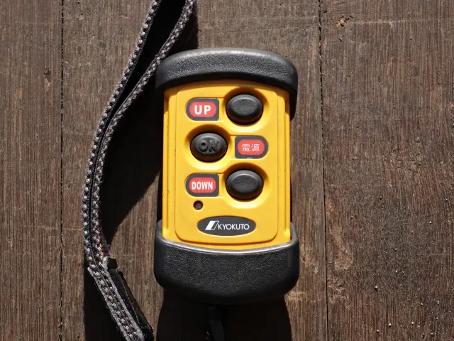 いすゞ フォワード TKG-FRR90T2(2WD)の写真15