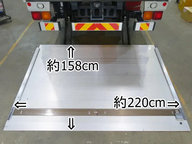 いすゞ フォワード TKG-FRR90S2(2WD)の写真4