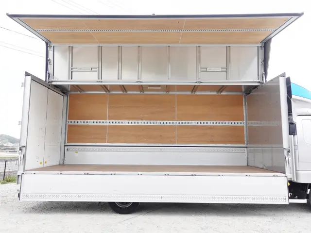 三菱 ファイター 2PG-FK62N(2WD)の写真15