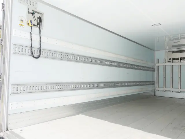 日野 レンジャー 2KG-FD2ABG(2WD)の写真16