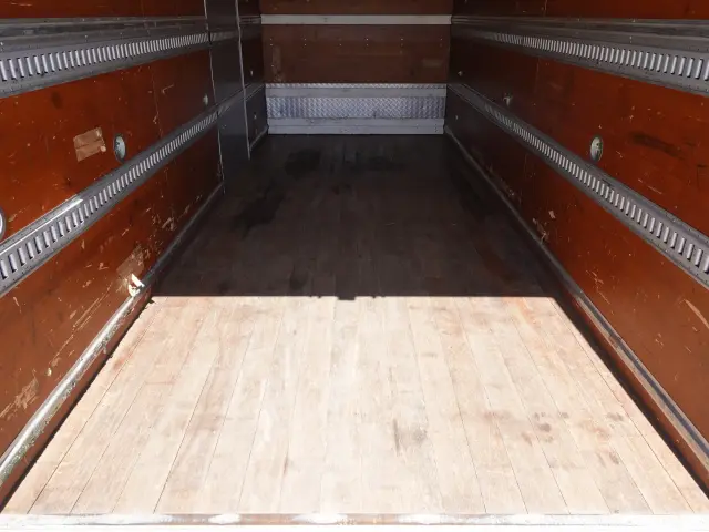 三菱 ファイター 2KG-FK61F(2WD)の写真14