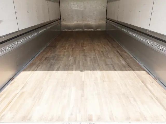 三菱 ファイター 2KG-FK65F(2WD)の写真12