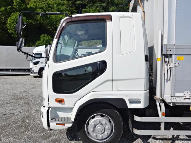 三菱 ファイター TKG-FK62FY(2WD)の写真9