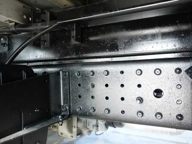 三菱 キャンター SKG-FEB80(2WD)の写真17