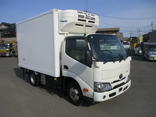 トヨタ ダイナ 2RG-XZC605(2WD)の写真2