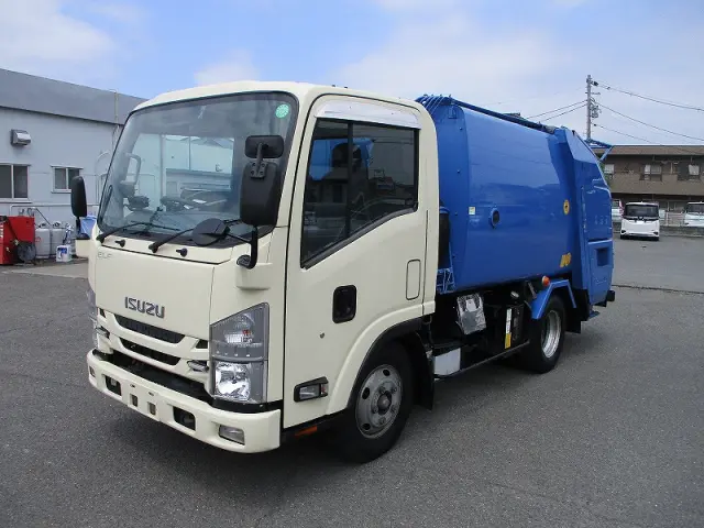 いすゞ エルフ TPG-NMR85AN(2WD)の写真1