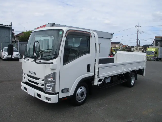 いすゞ エルフ TRG-NMR85AR(2WD)の写真1