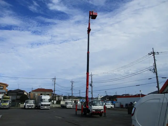 日野 デュトロ SKG-XZU600E(2WD)の写真5