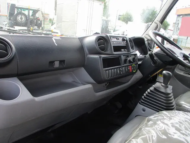 日野 デュトロ SKG-XZU600E(2WD)の写真10