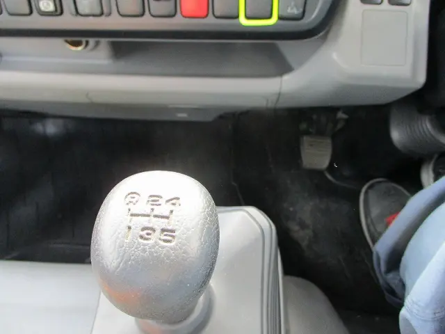 日野 デュトロ SKG-XZU600E(2WD)の写真13