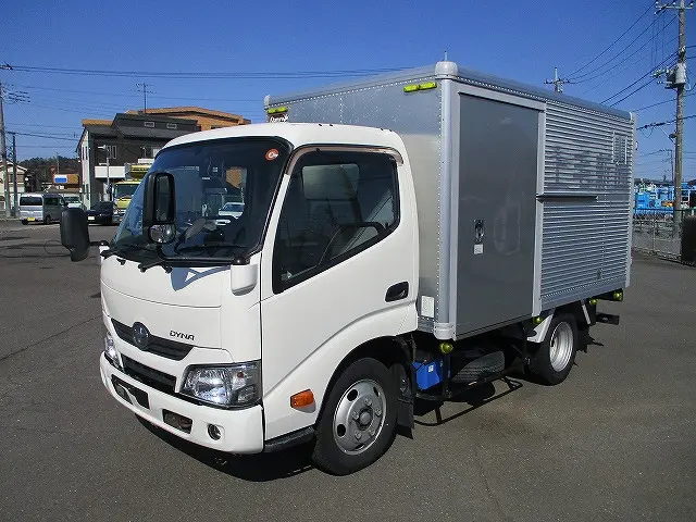 トヨタ ダイナ TPG-XZU605(2WD)の写真1